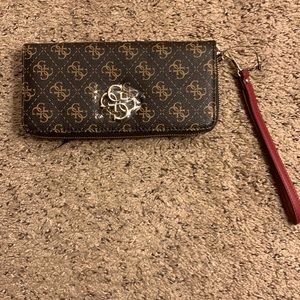 NEW GUESS WALLET